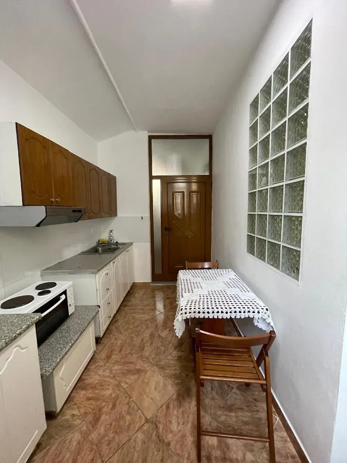 Elda'S Apartment Sarande